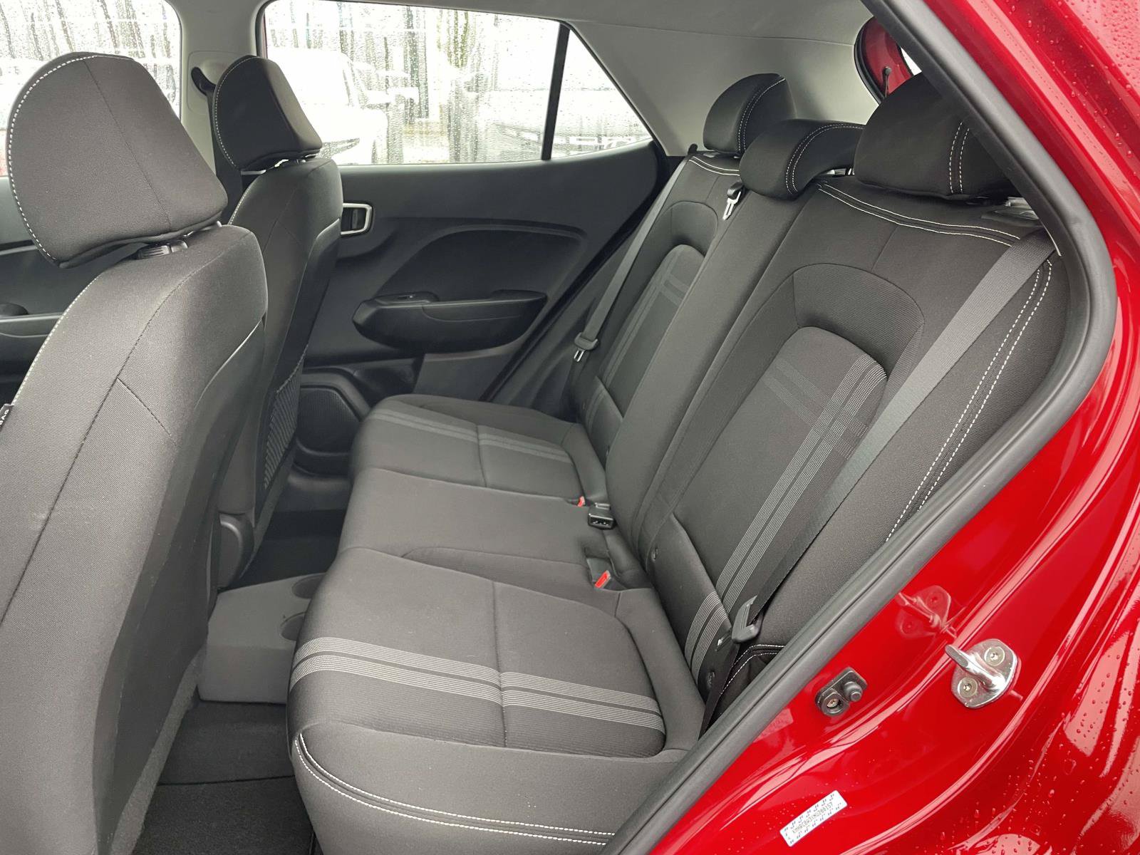 Certified 2022 Hyundai Venue SEL w/ Cargo Package FWD image 3
