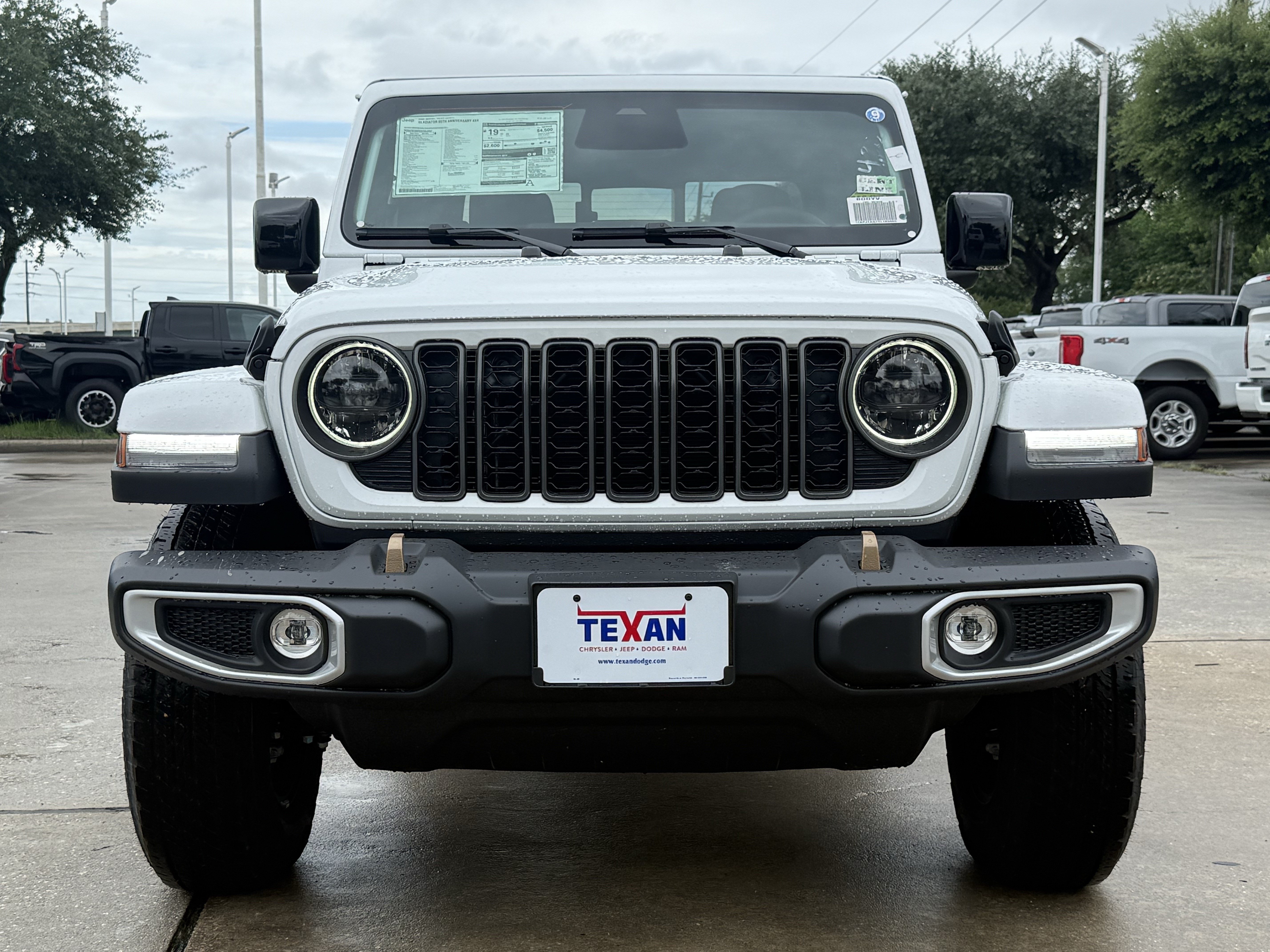 New 2026 Jeep Gladiator Sport AWD/4WD image 7