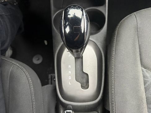 Used 2021 Chevrolet Spark LT FWD image 28