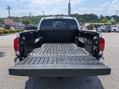 Used 2023 Toyota Tacoma SR5 RWD image 29