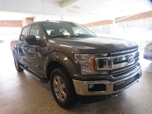 Used 2018 Ford F150 XLT w/ Equipment Group 301A Mid AWD/4WD image 3