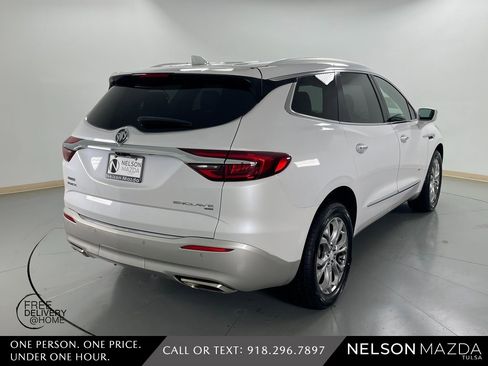 Used 2018 Buick Enclave Avenir w/ Avenir Technology Package image 6