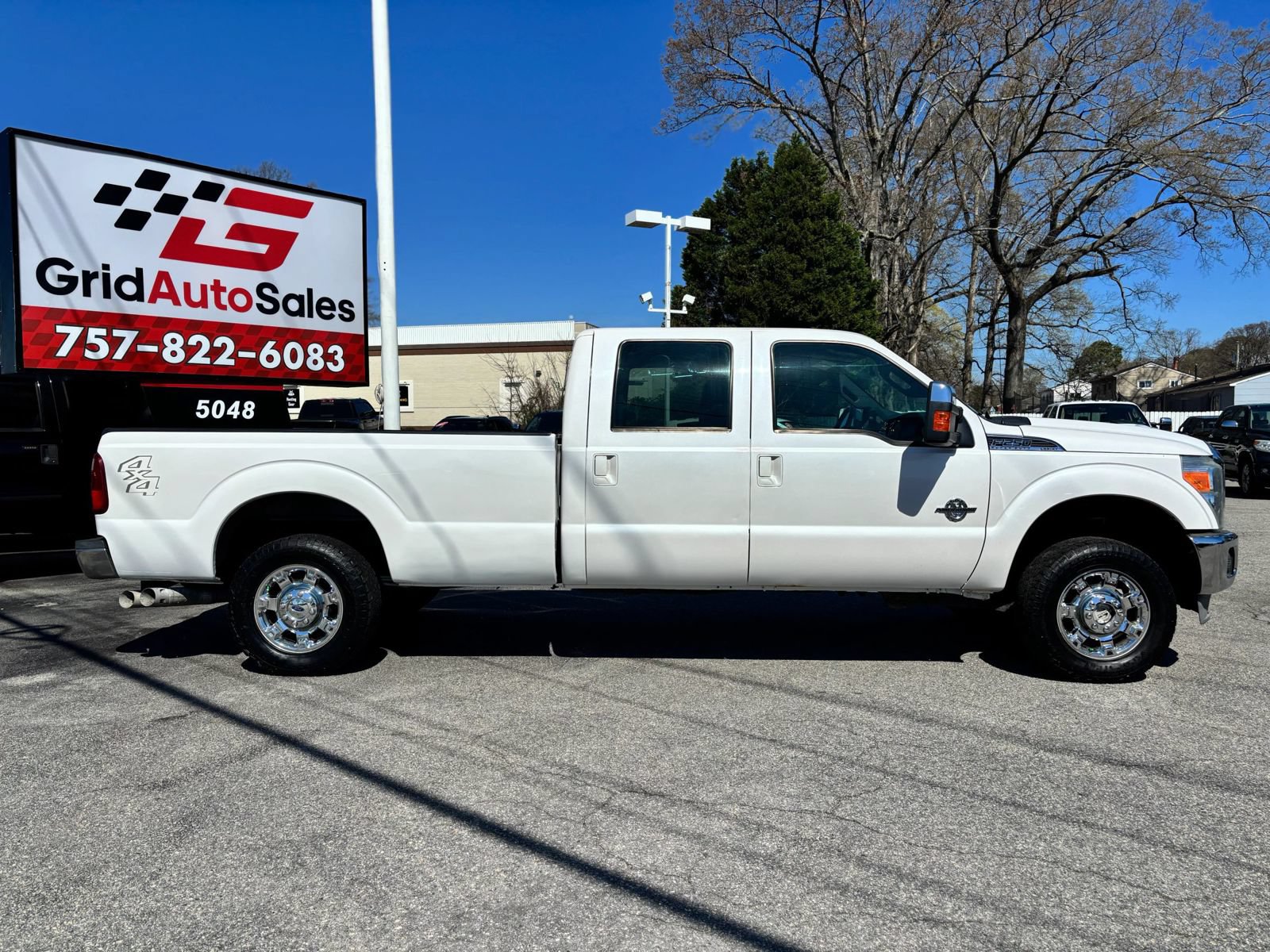 Used 2012 Ford F250 Lariat w/ Chrome Pkg AWD/4WD image 2