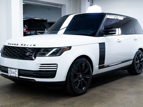 Used 2018 Land Rover Range Rover HSE image 3