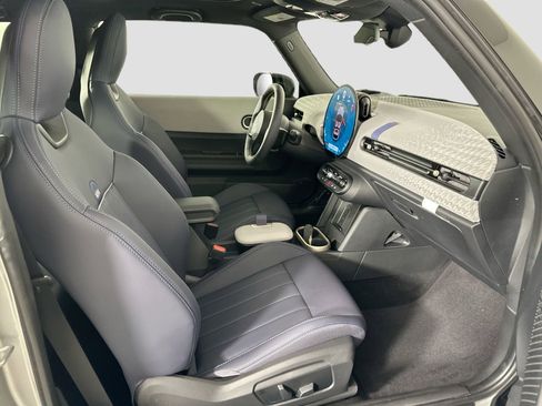 Certified 2025 MINI Cooper S image 27