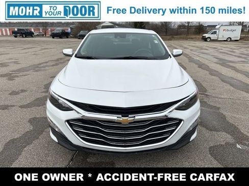 Used 2024 Chevrolet Malibu LT image 2
