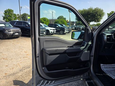 Used 2023 Ford F150 Lariat w/ FX4 Off-Road Package AWD/4WD image 15
