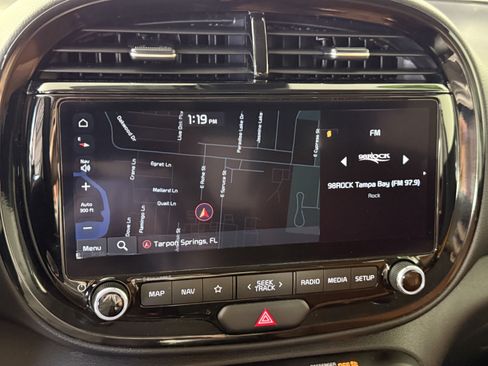 Used 2024 Kia Soul EX w/ Option Group 015 FWD image 18