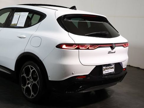 Used 2024 Alfa Romeo Tonale Ti w/ Active Assist Package AWD/4WD image 11