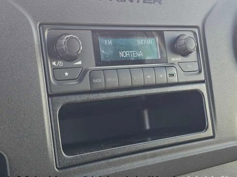 Used 2025 Mercedes-Benz Sprinter 2500 image 34