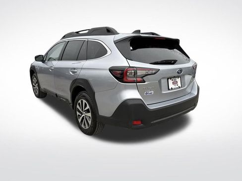 Certified 2025 Subaru Outback Premium image 13