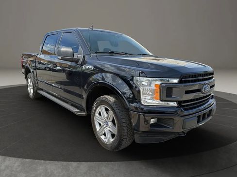 Used 2019 Ford F150 XLT w/ Equipment Group 302A Luxury AWD/4WD image 3