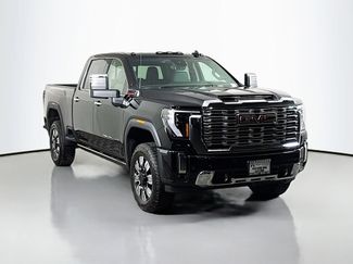 New 2026 GMC Sierra 3500 Denali w/ Denali Reserve Package AWD/4WD video 1