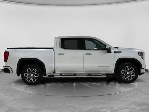 Used 2024 GMC Sierra 1500 SLT w/ SLT Premium Plus Package AWD/4WD image 2