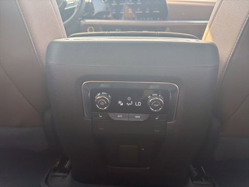 New 2026 Chevrolet Tahoe High Country w/ Sun And Tow Package image 23