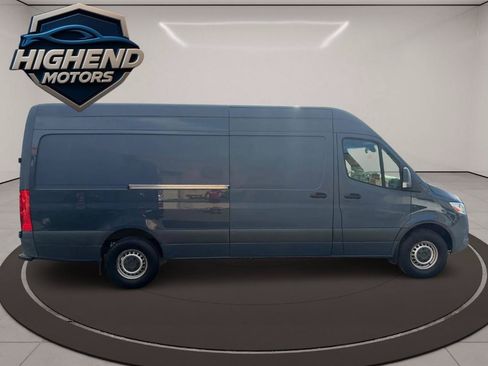 Used 2019 Mercedes-Benz Sprinter 170 image 5
