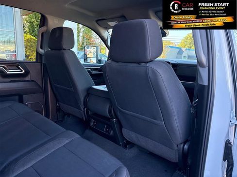 Used 2024 Chevrolet Silverado 2500 LT AWD/4WD image 42