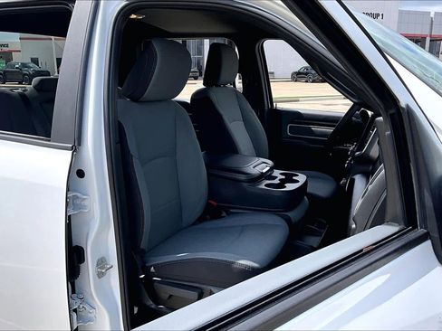 Used 2023 RAM 2500 Big Horn w/ Level 1 Equipment Group image 9