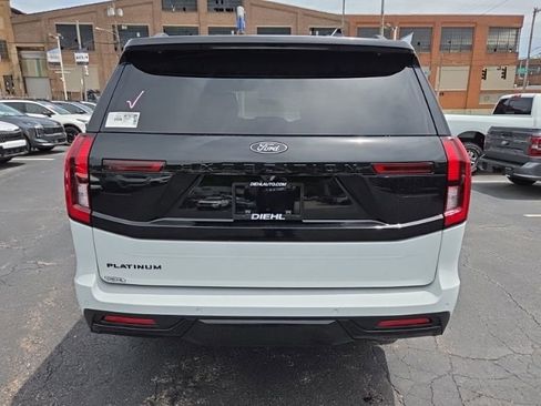 New 2026 Ford Expedition Platinum w/ Stealth Performance Package AWD/4WD image 6