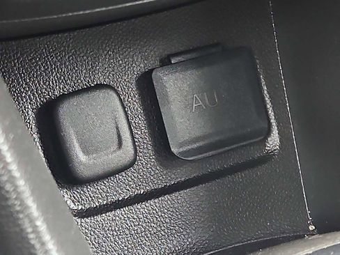 Used 2016 Buick Encore FWD image 30