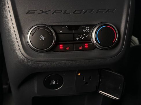 New 2026 Ford Explorer ST-Line w/ Premium Package RWD image 61