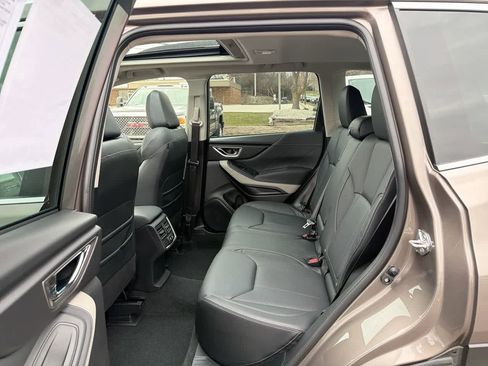 Certified 2023 Subaru Forester Limited image 25