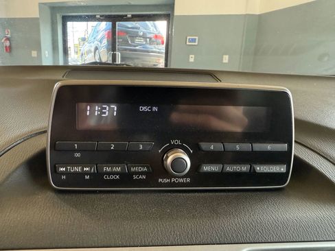 Used 2014 MAZDA MAZDA3 i Touring FWD image 18