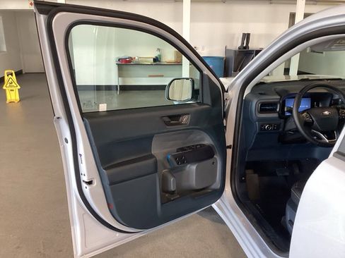 New 2026 Ford Maverick Lobo image 10