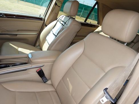 Used 2010 Mercedes-Benz ML 350 2WD image 16