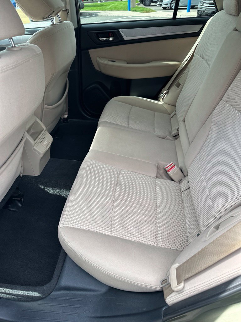 Used 2018 Subaru Outback 2.5i Premium AWD/4WD image 7