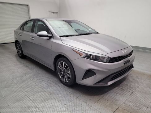 Used 2023 Kia Forte LXS FWD image 13