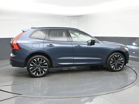 New 2026 Volvo XC60 B5 Ultra w/ Protection Package Premier AWD/4WD image 9