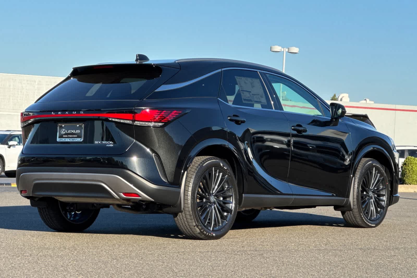 New 2026 Lexus RX 350h AWD/4WD image 2