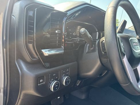 Certified 2025 GMC Sierra 1500 SLT AWD/4WD image 16
