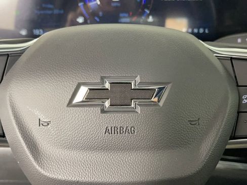 New 2025 Chevrolet Equinox ACTIV image 26