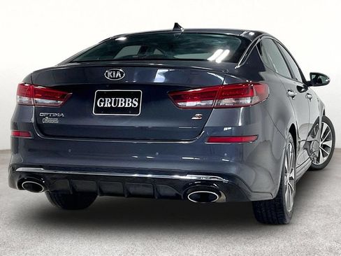 Used 2019 Kia Optima S FWD image 2