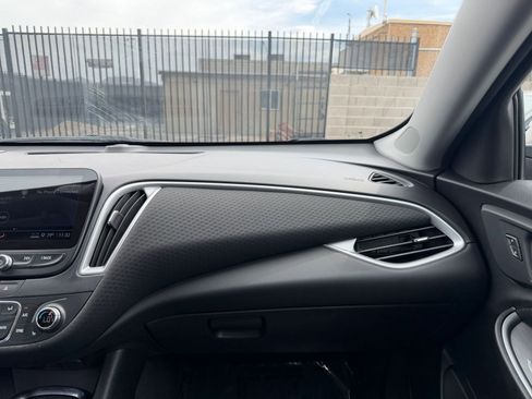 Used 2023 Chevrolet Malibu LT FWD image 36