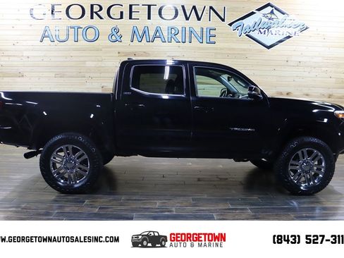 Used 2023 Toyota Tacoma SR5 w/ Technology Package image 1