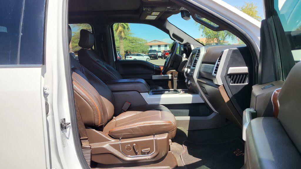 Used 2017 Ford F350 King Ranch w/ King Ranch Ultimate Package AWD/4WD image 19