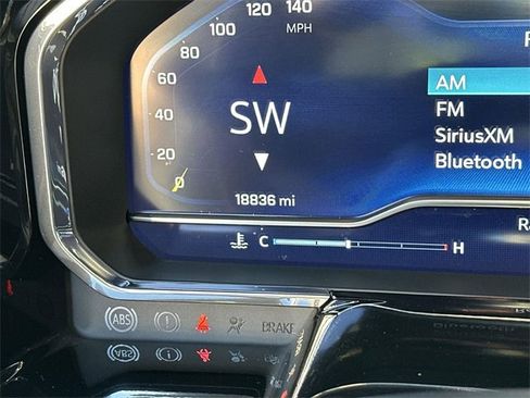 Used 2024 Chevrolet Silverado 1500 LT image 11