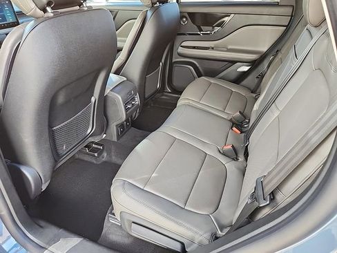 New 2025 Lincoln Corsair Reserve w/ Equipment Group 202A image 9