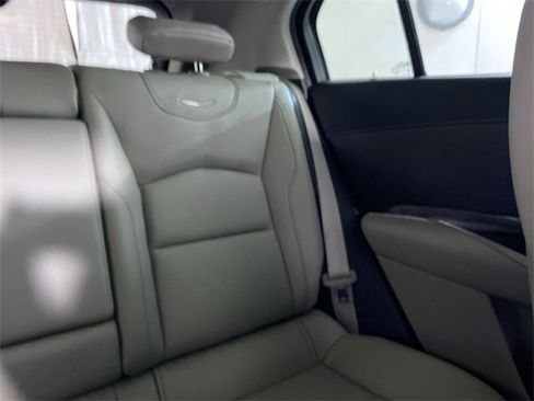 Used 2023 Cadillac XT4 Luxury image 14