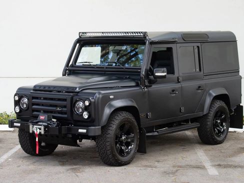 Used 1992 Land Rover Defender 110 image 8