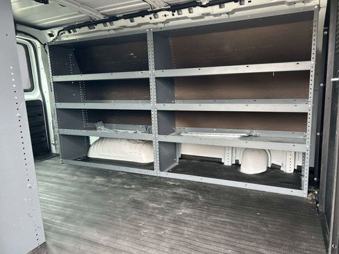 Used 2021 Chevrolet Express 2500 w/ Communications Package RWD image 4