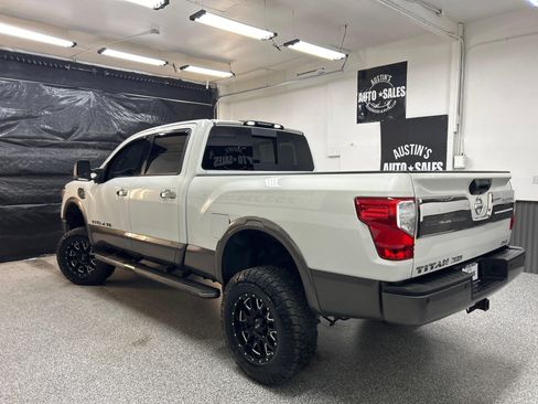 Used 2016 Nissan Titan Platinum Reserve AWD/4WD image 4