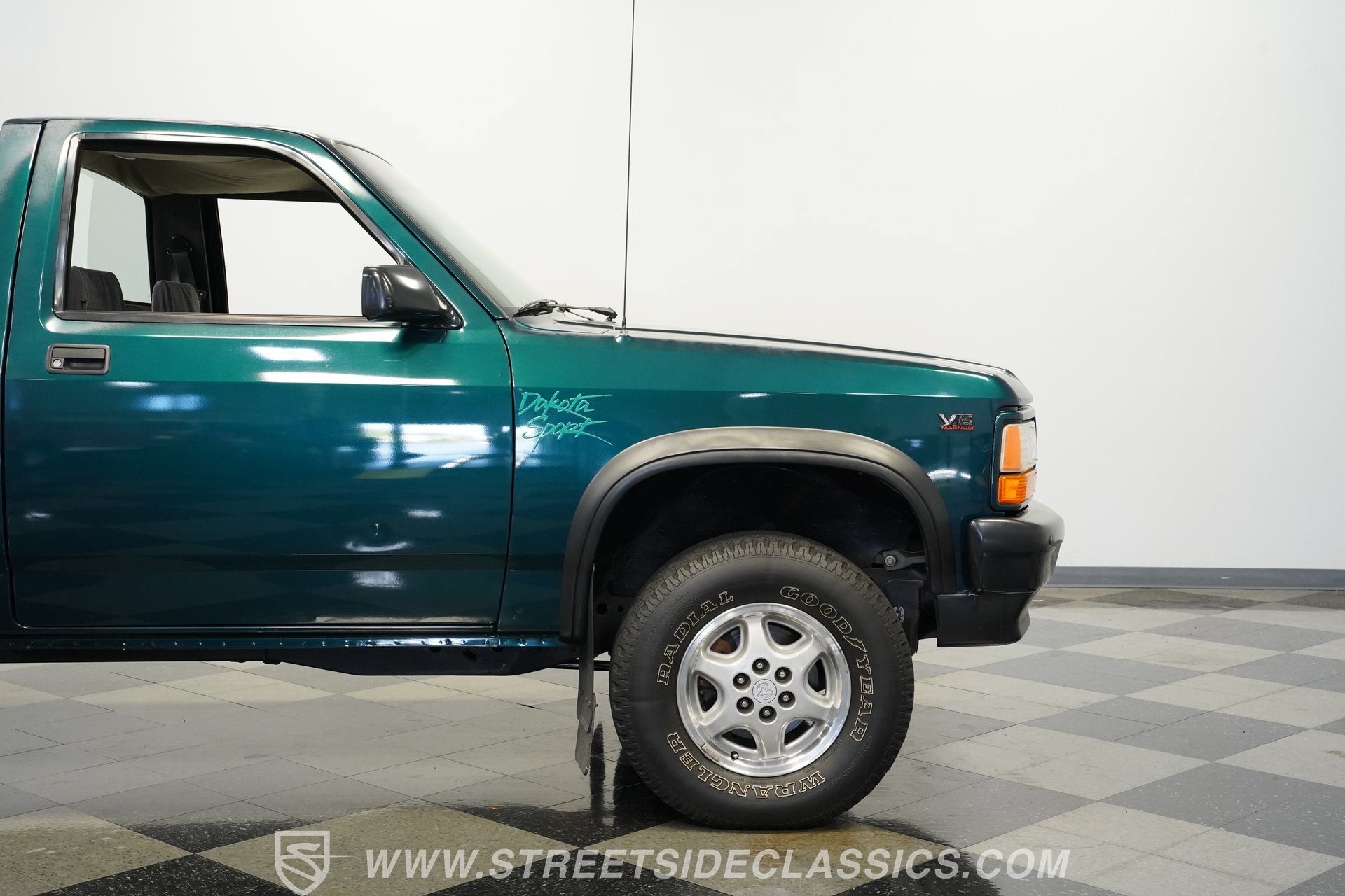 Used 1995 Dodge Dakota Sport AWD/4WD image 31