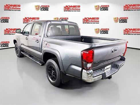 Certified 2022 Toyota Tacoma SR5 image 2