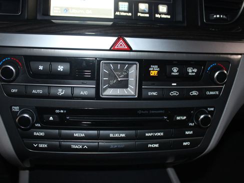 Used 2018 Genesis G80 3.8 image 19