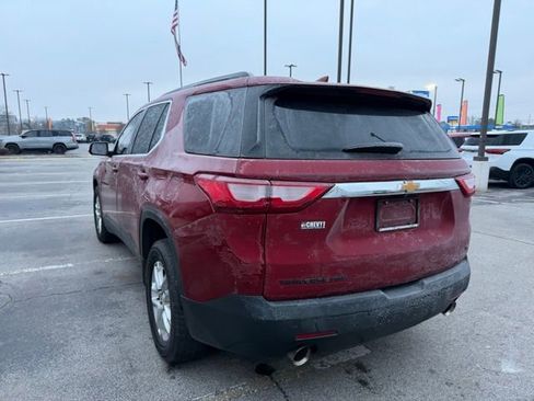 Used 2021 Chevrolet Traverse LT image 6