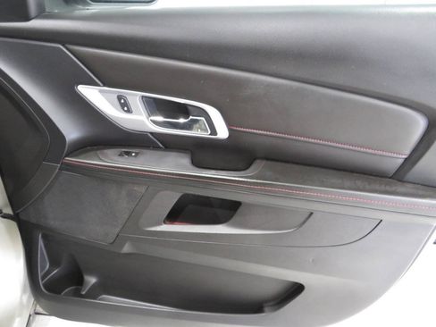 Used 2015 GMC Terrain SLE FWD image 23